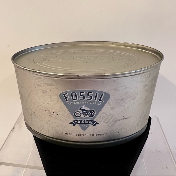 Fossil Limited Edition Motorcycle Timepiece Desk Clock Watch w/ Original Box - Picture 14 of 16